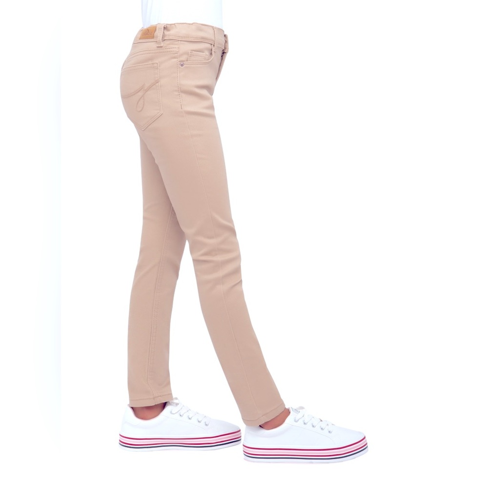 Jordache girls super skinny jeans in pink. Size 7. #barbiecore #balletcore